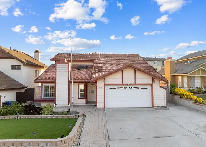 Spacious 4Br Oasis With Pool Table And Spa